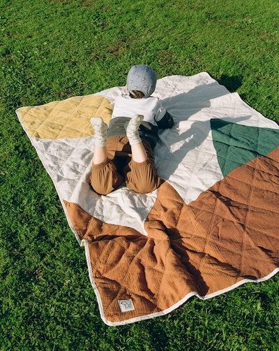 Bedspread · "Mountain"